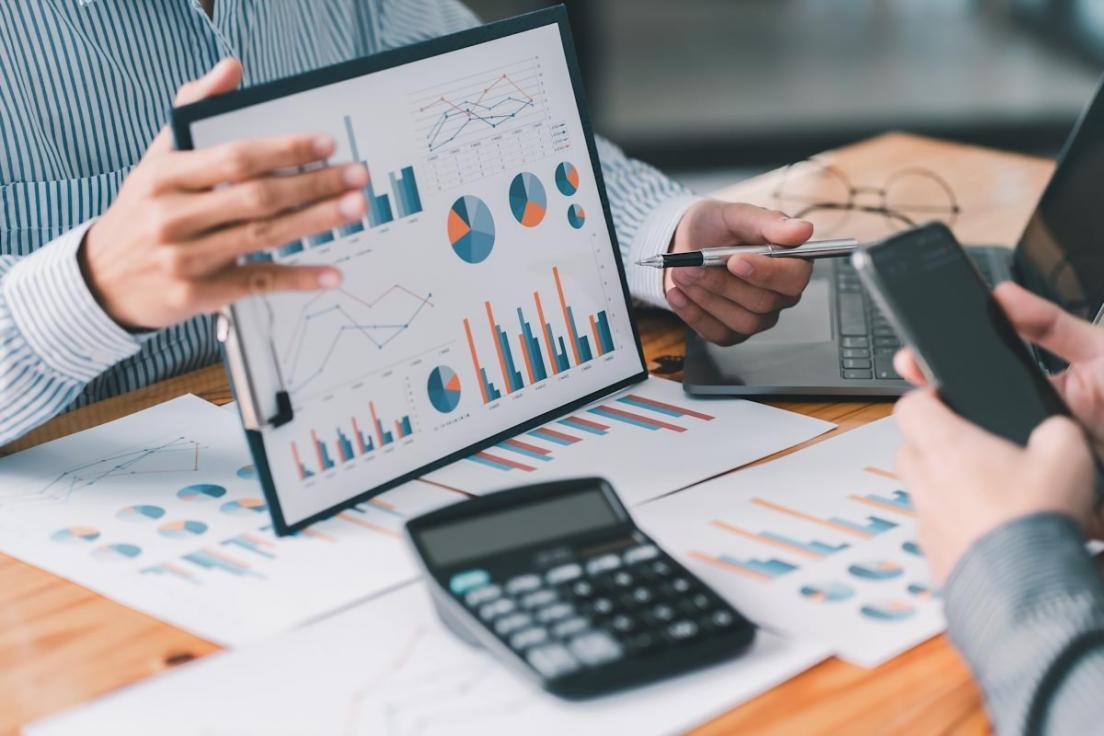 Financiële documenten en analyse